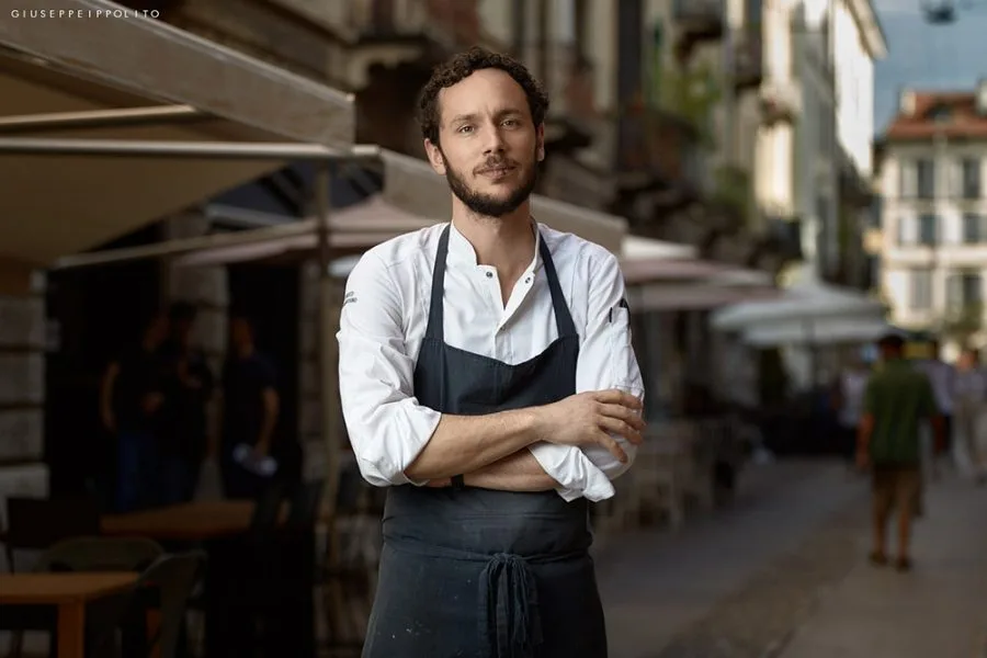 Marco Ambrosino - 28 Posti