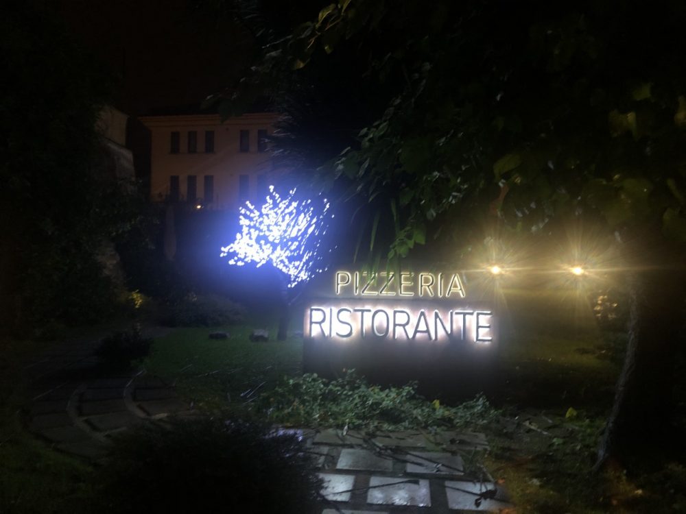 Don Giulio e Masaniello - ingresso e giardino