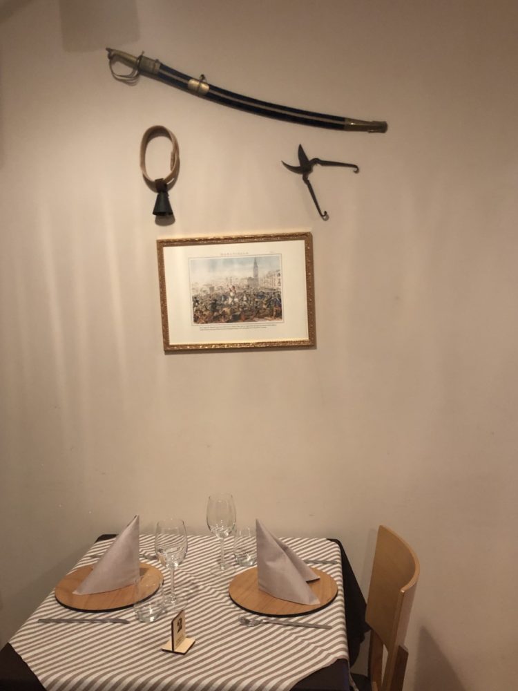 Don Giulio e Masaniello - particolare della sala