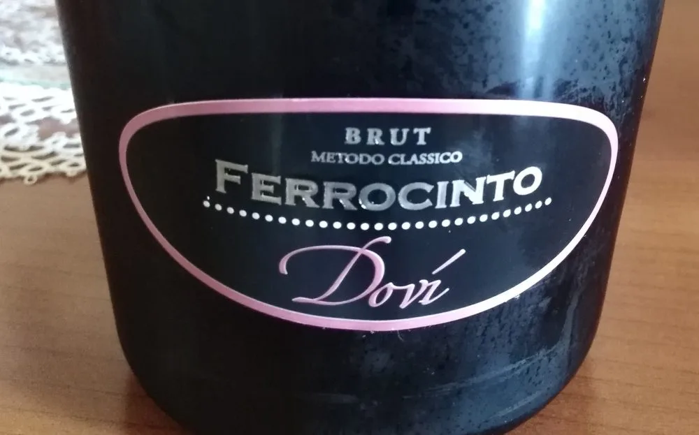 Dovi' Vino Spumante Rosato Brut 2015 Metodo Classico Ferrocinto