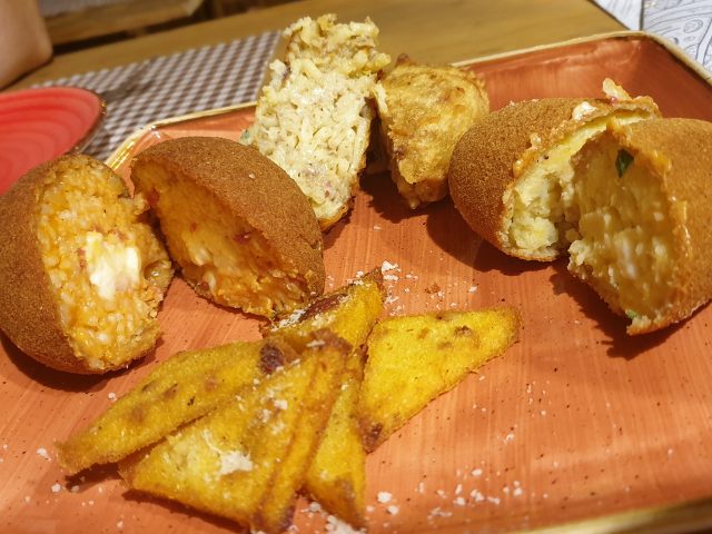 IIl Piennolo - Il fritto con l'arancino, il crocchee' di patate, la frittatina, gli scagliuozzi