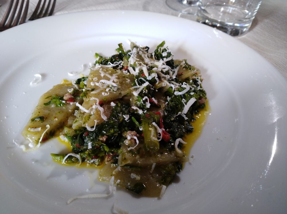 Osteria Il Panigaccio Bollito con broccoli, salsiccia, cruschi e ricotta salata