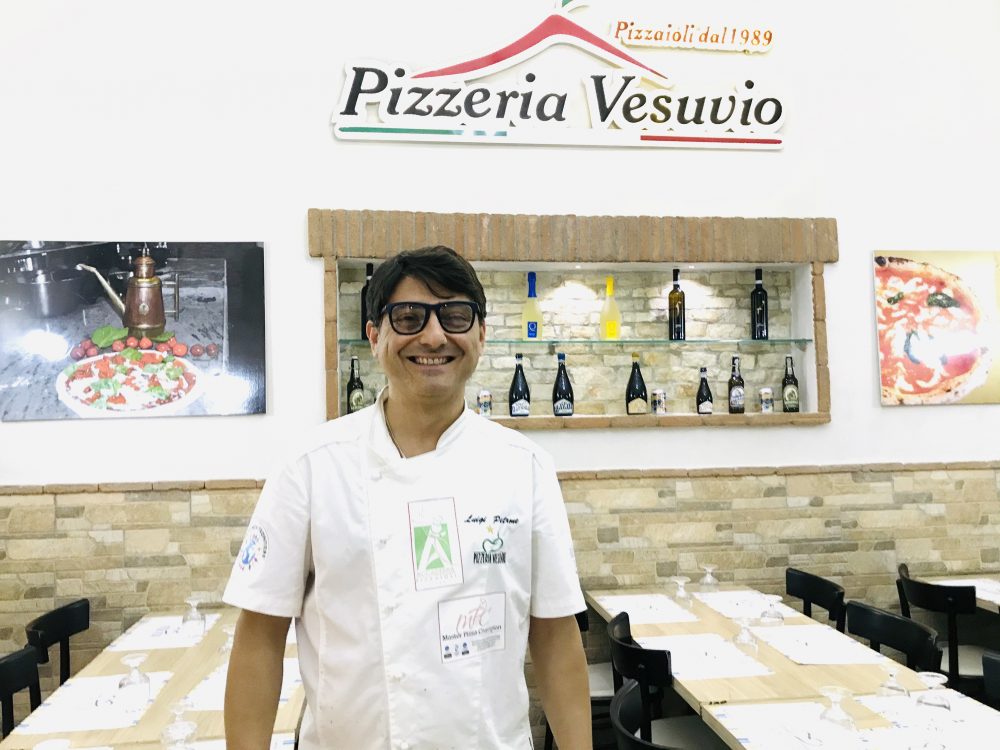 Pizzeria Vesuvio - Luigi Petrone