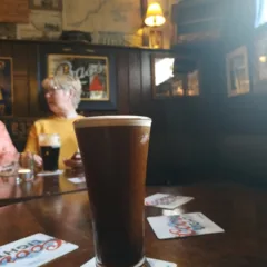 Sean’s Bar - una pinta di Guinness