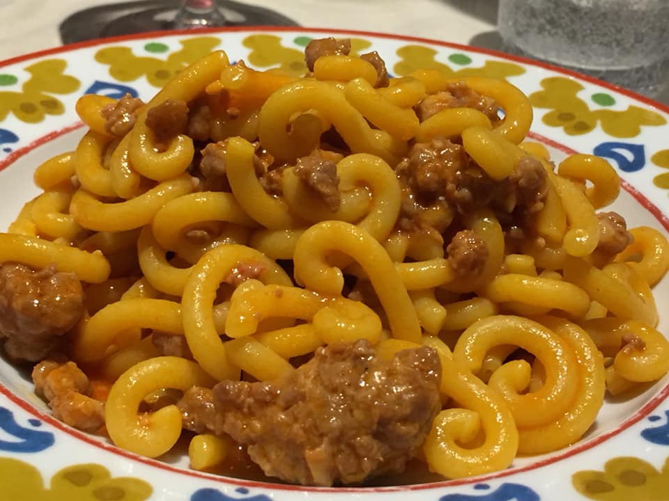 Trattoria Bertozzi, gramignone e salsiccia