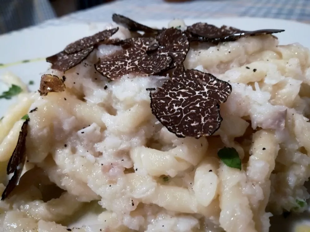 Mammarre' - Fusilli Avellinesi con Baccala' e Tartufo fresco