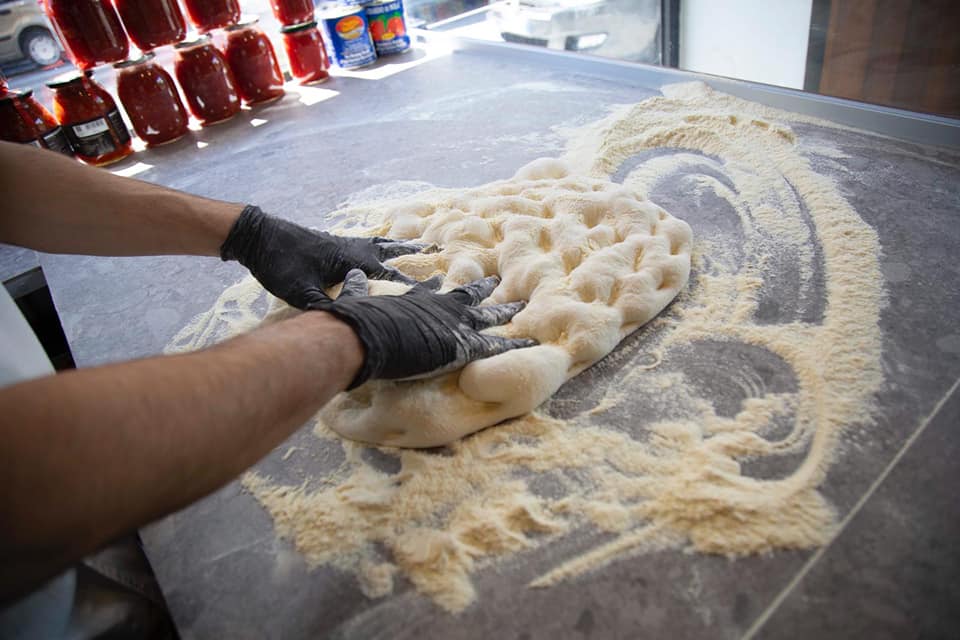 Focaccia con scarole napoletane - impasto