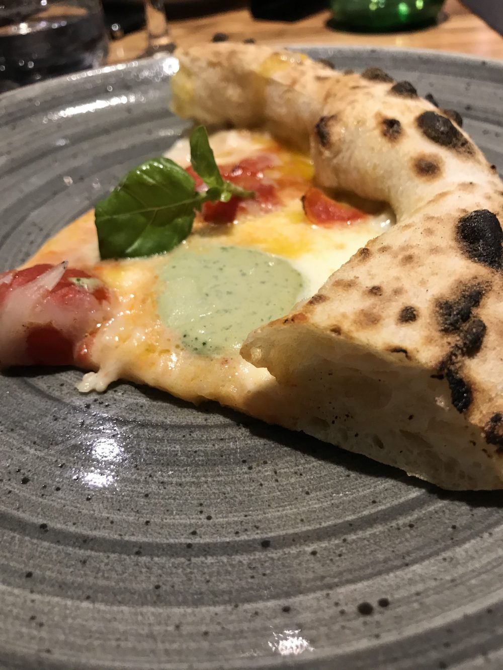 Pizzeria Anima e Pizza Ciro Savarese - spicchio della pizza Ricordi d’Infanzia