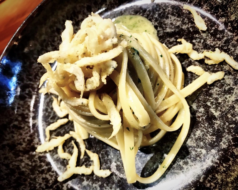 Asola, Aglio e Olio con Tempura di Rossetti