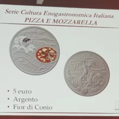 Moneta - pizza e mozzarella