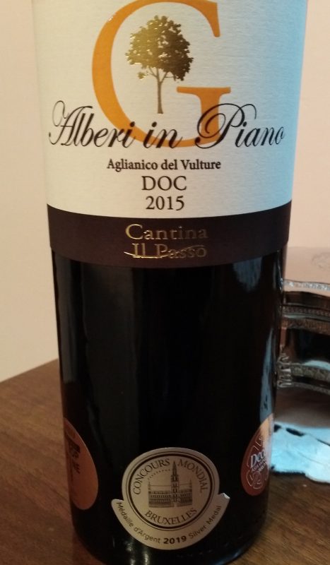 Alberi in Piano Aglianico del Vulture Doc 2015 Cantina Il Passo