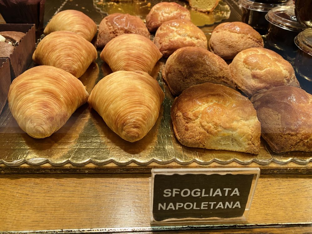 Binario Calmo - sfogliatelle riccie e frolle