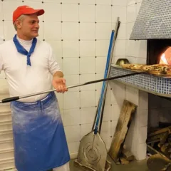 Bufala Centrale al filetto - il pizzaiolo Roberto