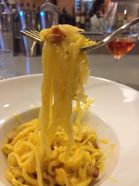 Eggs a Roma, tonnarelli alla carbonara del '54
