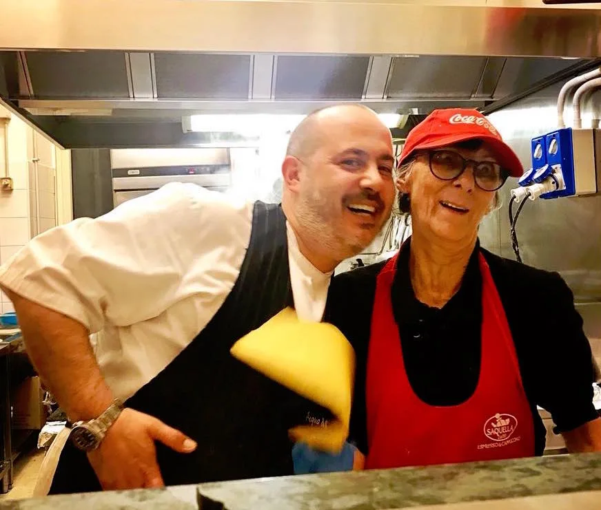 Gianluca De Santis, con la signora Rosella (foto di Irene Guidobaldi)