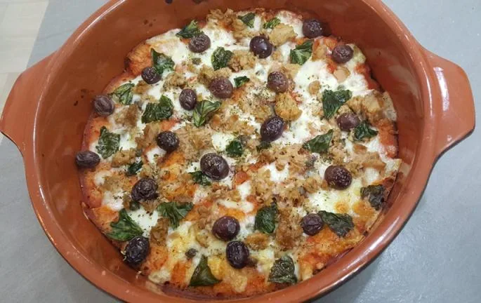 Pizza di pane raffermo