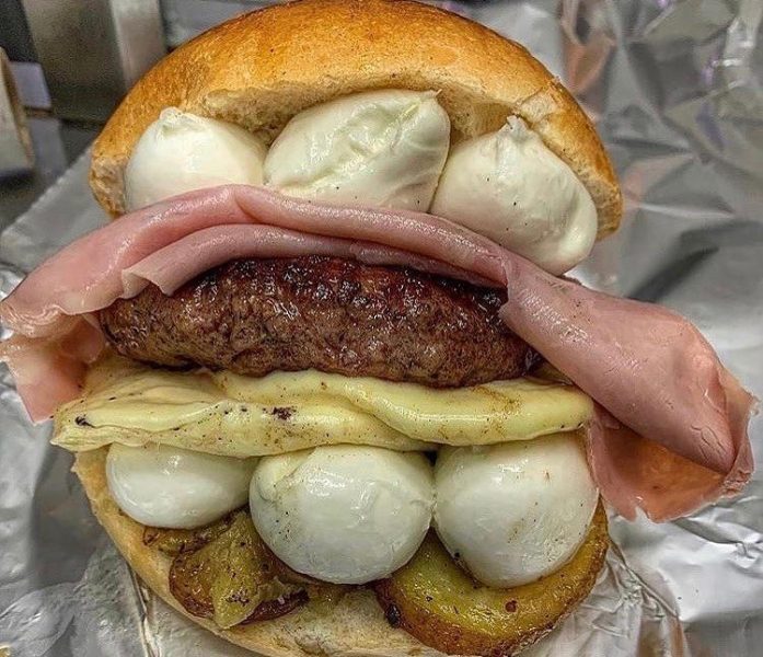 Mama' Burger Passion, Mama' Vittorio