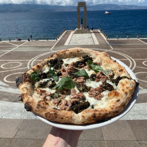 FLB RC. Pizza e il Lungomare di Reggio Calabria