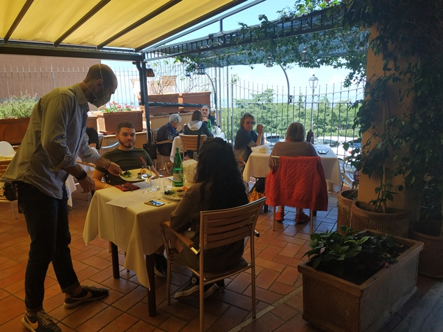 La terrazza della Trattoria Zaraza'