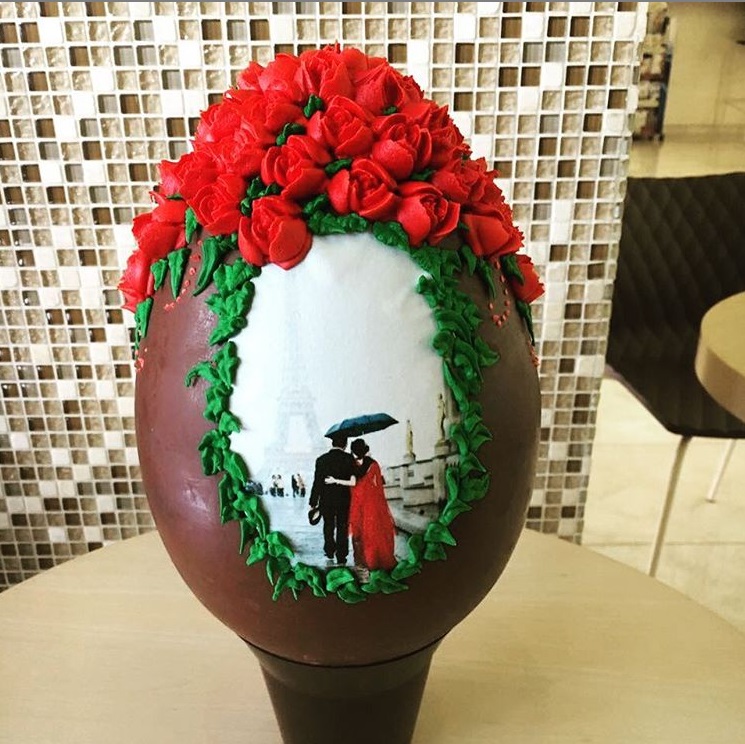 Pasticceria Mamma Grazia, uovo di Pasqua decorato