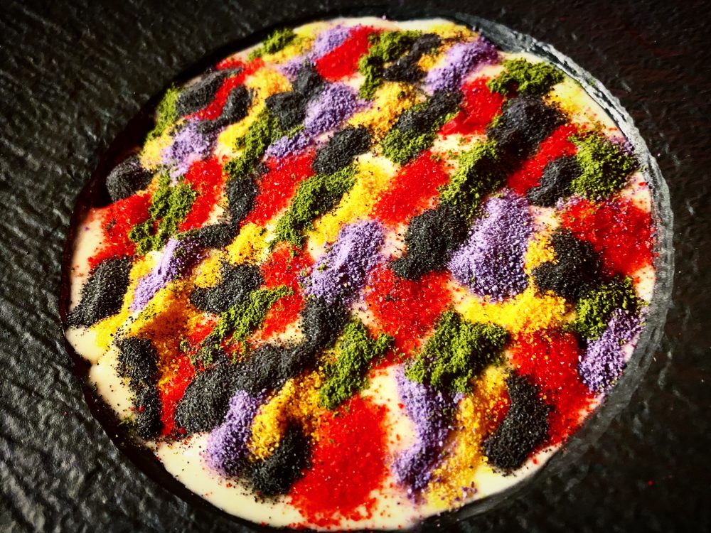 Tivoli 3, l’Uovo a 65_ Camouflage