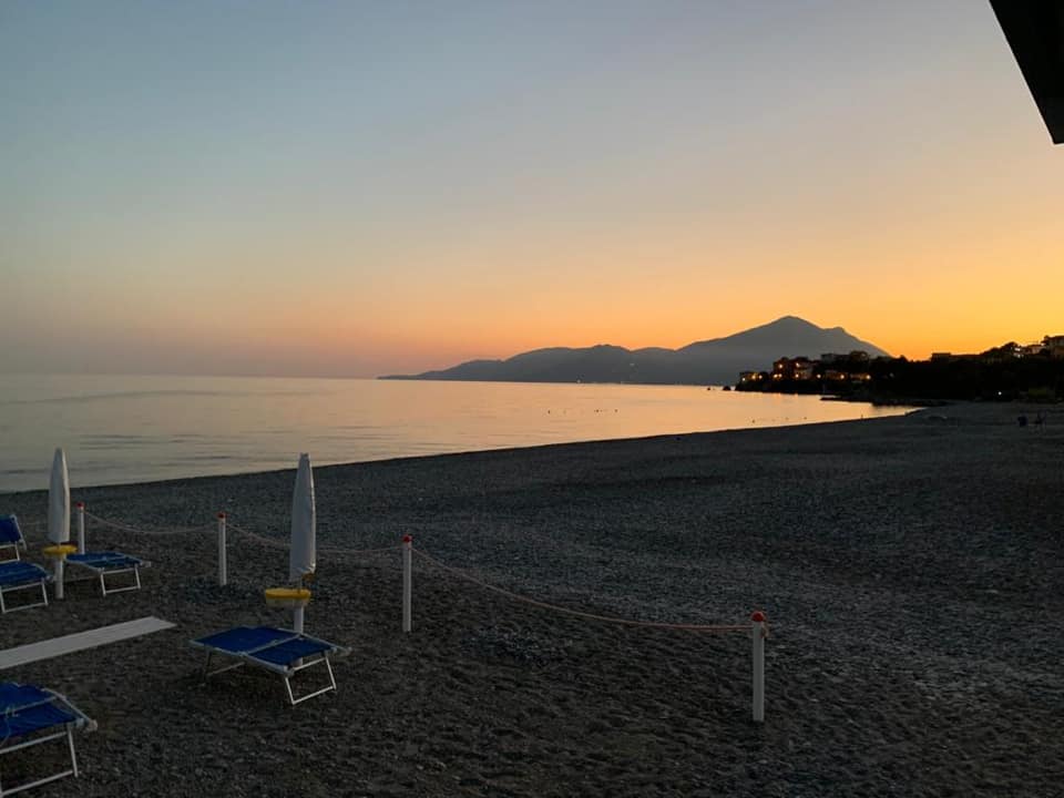 Lido Delphinus, la spiaggia al tramonto