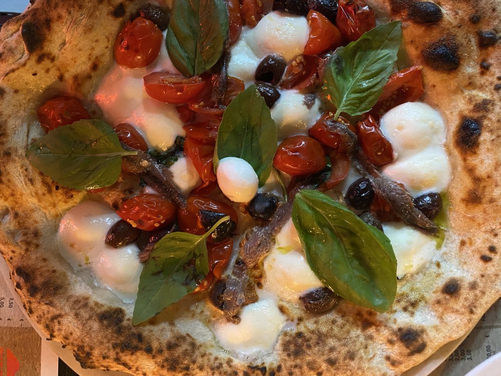 Pizzaioli Veraci - pizza ‘A Mediterranea
