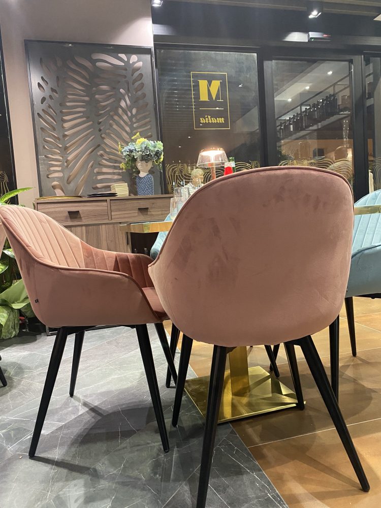 Pizzeria Malìa - sedute