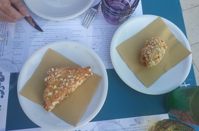 Rosciolino -mozzarella in carrozza e suppli'