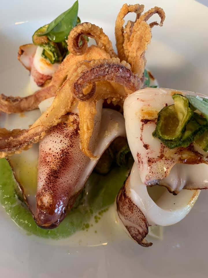 Lungomare Restaurant - Calamaro fritto e scottato con zucchine