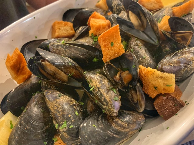 Anema e pizza, impepata di cozze