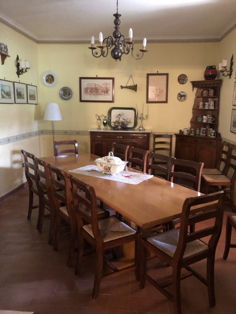 Agriturismo Sorgituro - una sala