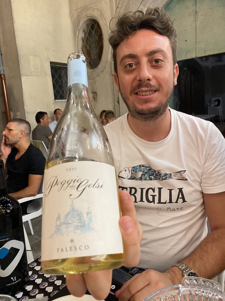 Casa Mito - Mirko Balzano e il vino Poggio dei Gelsi Cantina Falesco