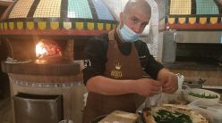 Il pizzaiolo Angelo Rumolo