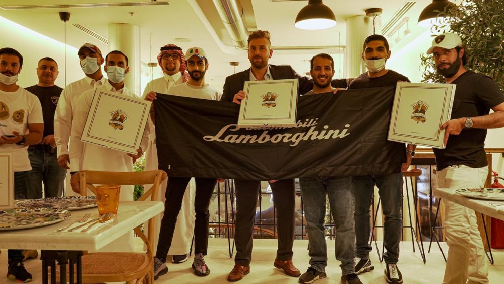 L'antica pizzeria da Michele Al Khobar e Lamborghini