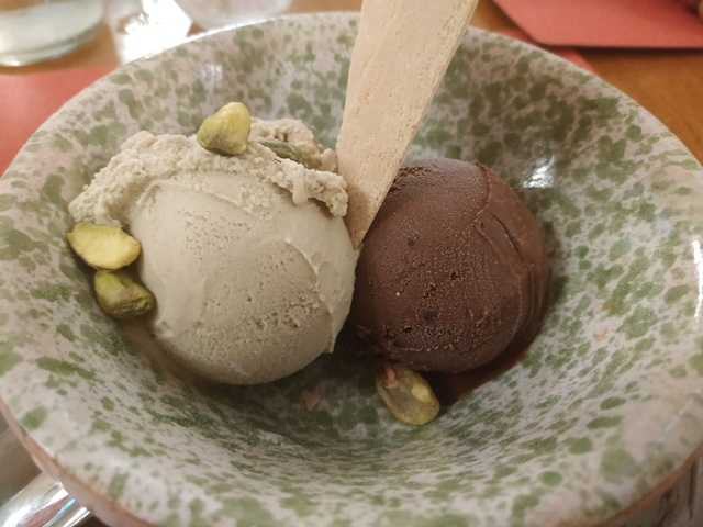 Le Grotticelle - gelato artigianale pistacchio e cioccolato fondente