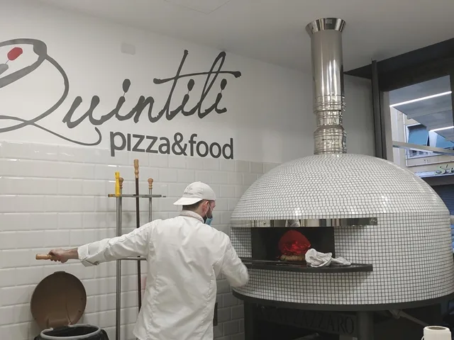 I Quintili a Furio Camillo - il forno a legna