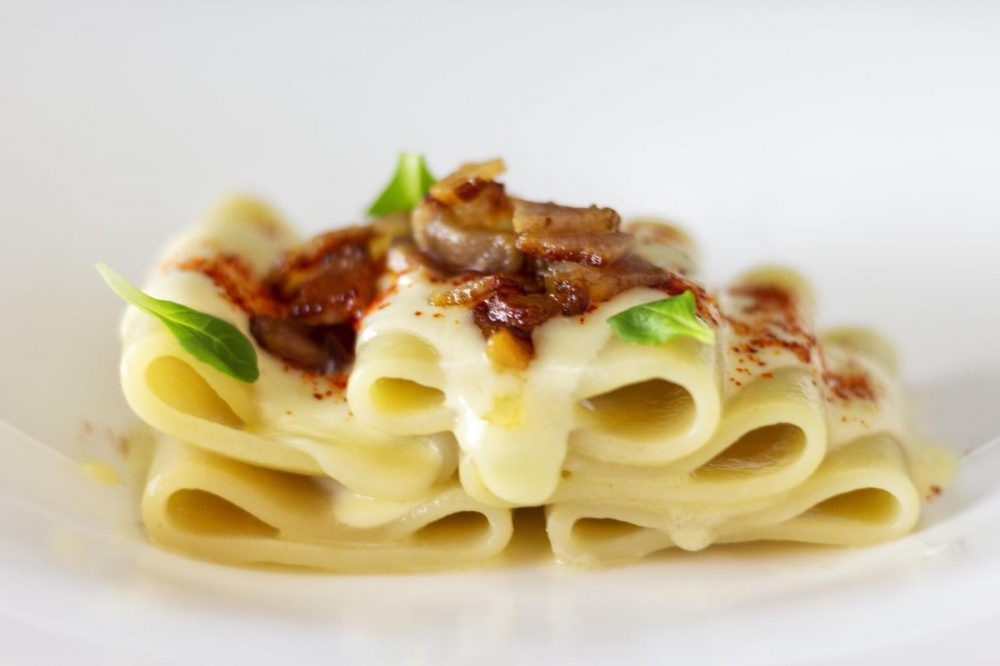 Ristorante Al Baliaggio - Pacchero con fonduta dì caciocavallo guanciale polvere di crusco