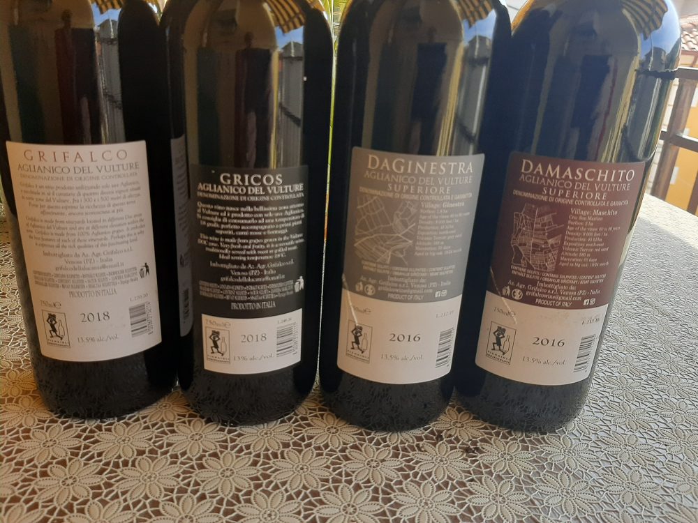 Controetichette vini Grifalco