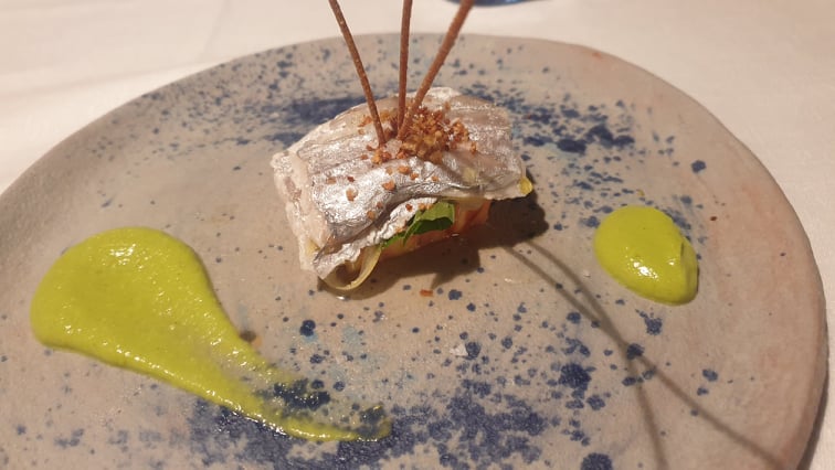 Marina Grande - Pesce bandiera su pomodoro sorrentino, limone confit e con crumble di colatura e pesto di zucchine