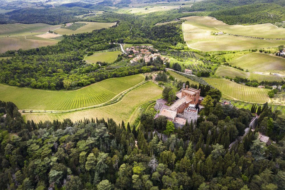 RIcasoli - Vista aerea del Castello di Brolio