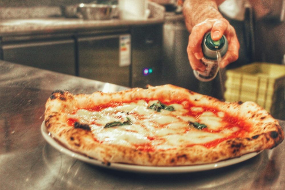 Compagnia Alimentare Italiana - olio spary leggero in pizzeria