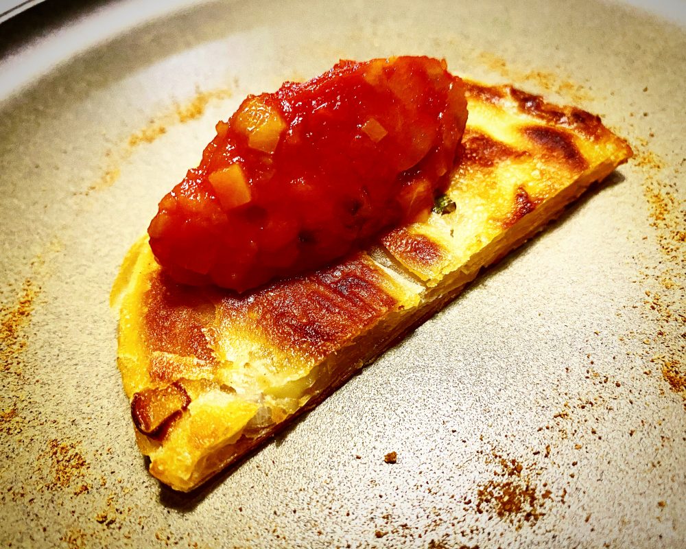 Serica, Piadina sfogliata al Beurre Noisette, Caponata di Verdure come fosse un Gōng Yóu Bìng