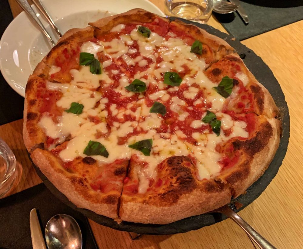 La pizza margherita del Ciak