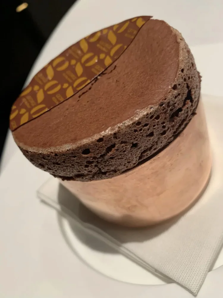 George Restaurant Napoli, soufflé al cioccolato