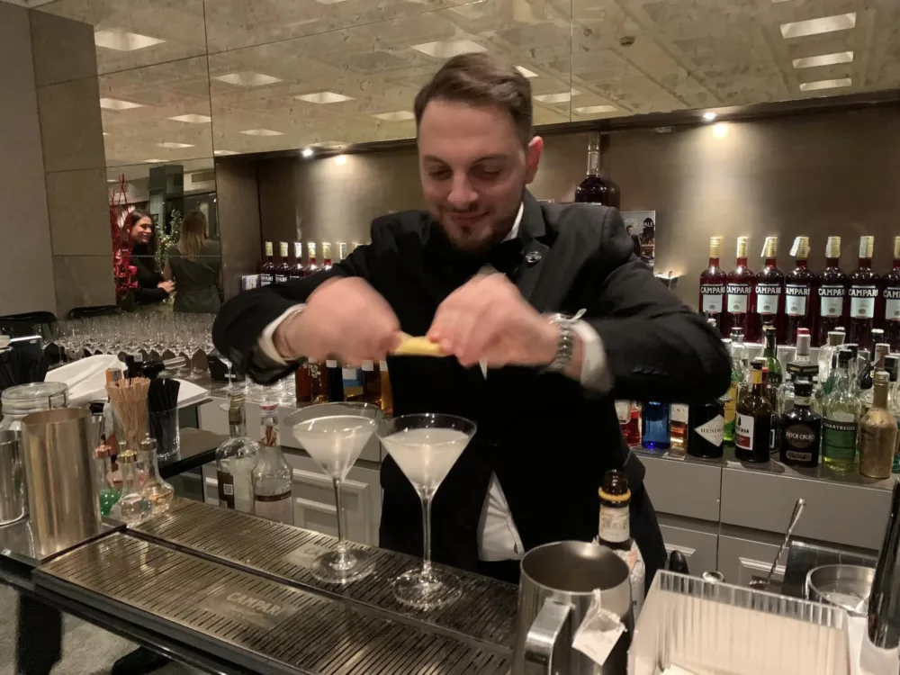 George Restaurant Napoli, al bar