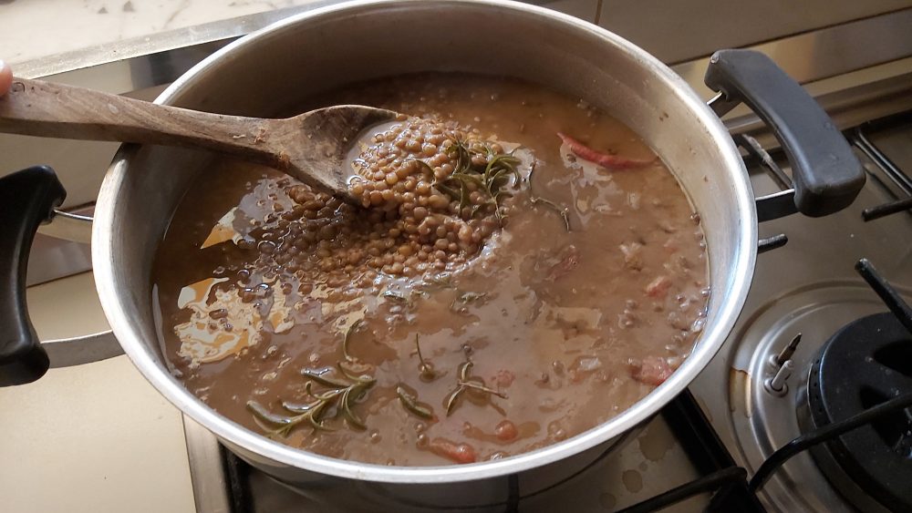 Zuppa di lenticchie – S. Stefano di Sessanio AQ, fine cottura