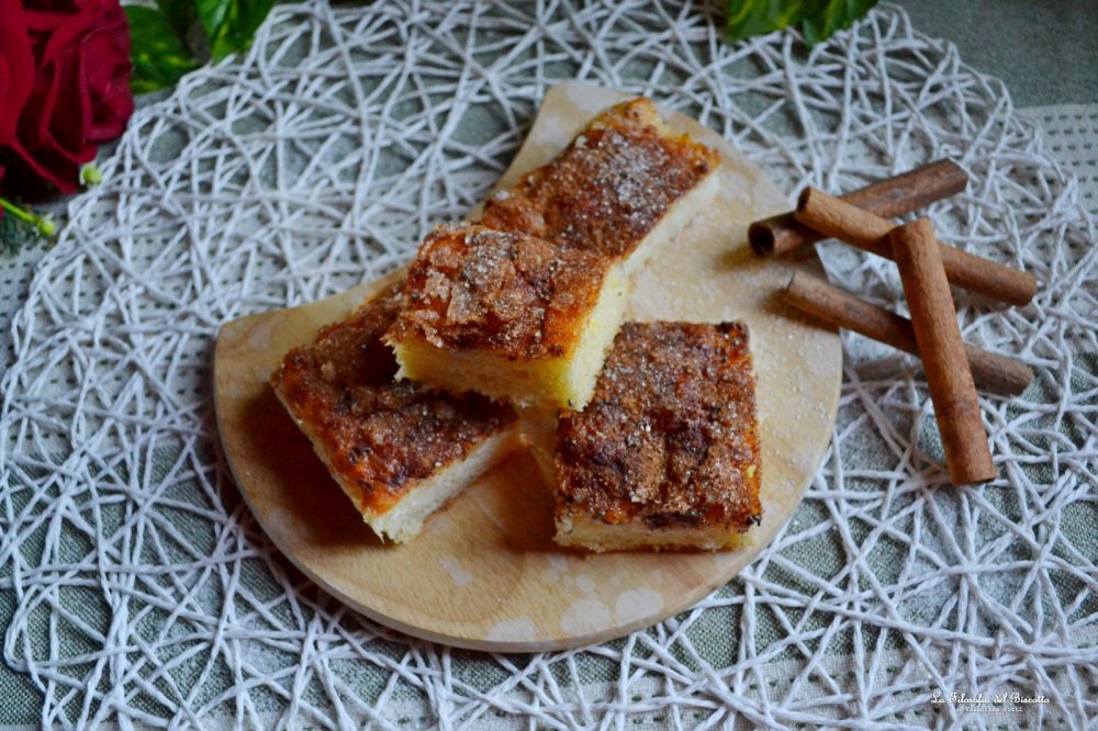Pizza di patate dolce con zucchero e cannella