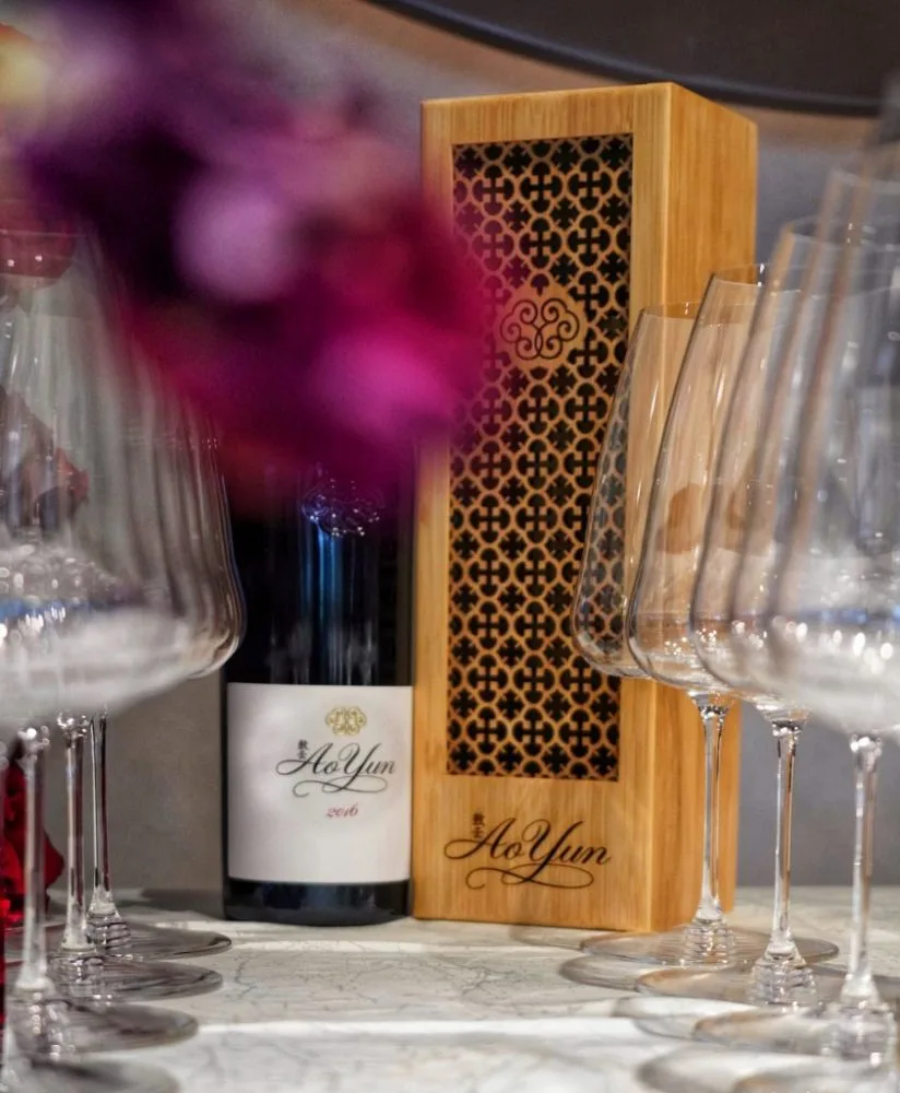 Ao Yun significao cinese Volare sopra le Nuvole