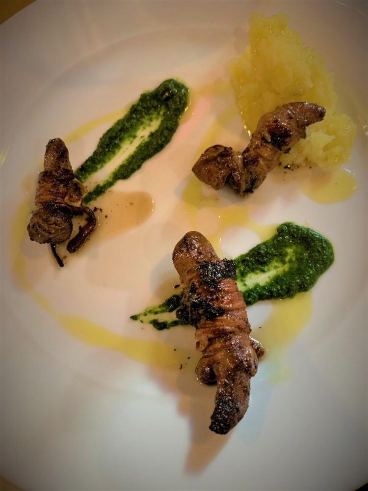 Botteghe Antiche, involtini gnumridd - interiora di agnello con salsa verde e patata olio extravergine e sale grosso